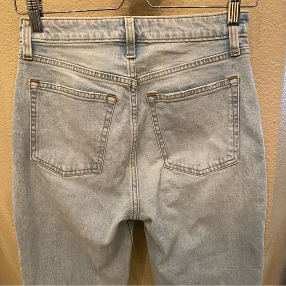 NWT~ABERCROMBIE & FITCH Light Blue The Skinny High Rise Curve Love Jeans Size 2S - Picture 5 of 9